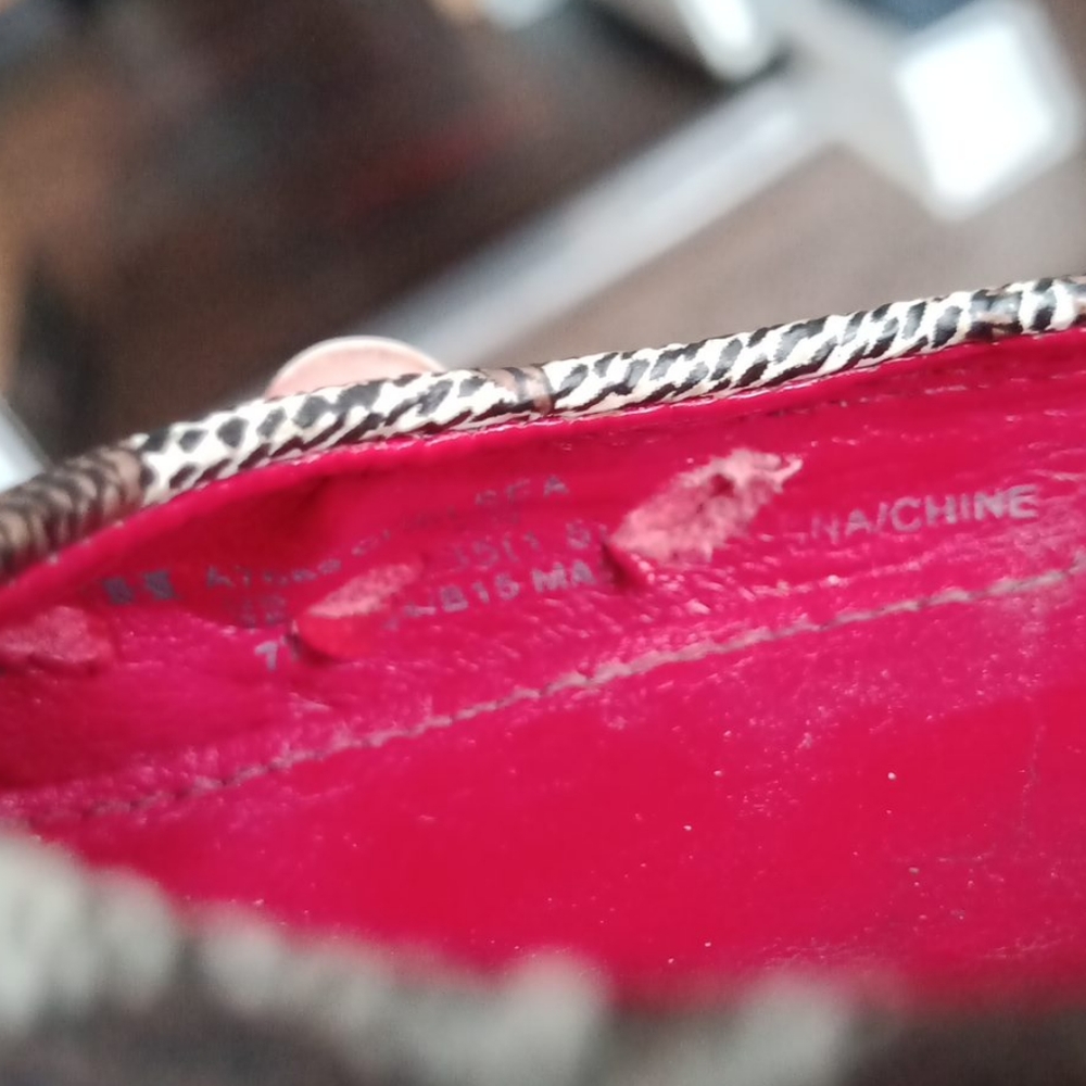 Signature Coach  flats - Picture 10 of 14